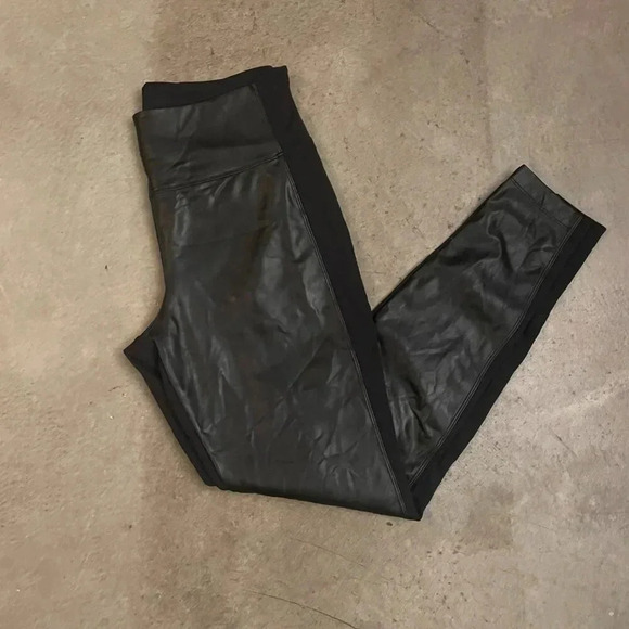 Athleta Delancy Shine Tight Womens M Black Stretch Pull On - Picture 2 of 6